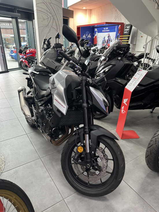HONDA HORNET 750 ABS 2025 - ASNIERES
