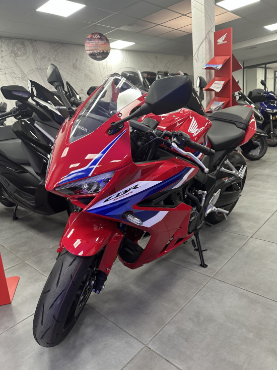HONDA CBR 650 R E-CLUTCH ABS 2025 - ASNIERES