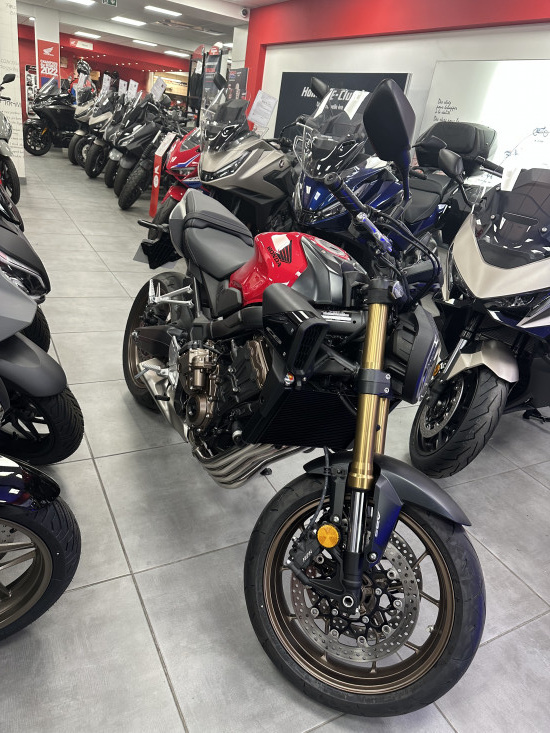 HONDA CBR 650 R E-CLUTCH ABS 2025 - ASNIERES